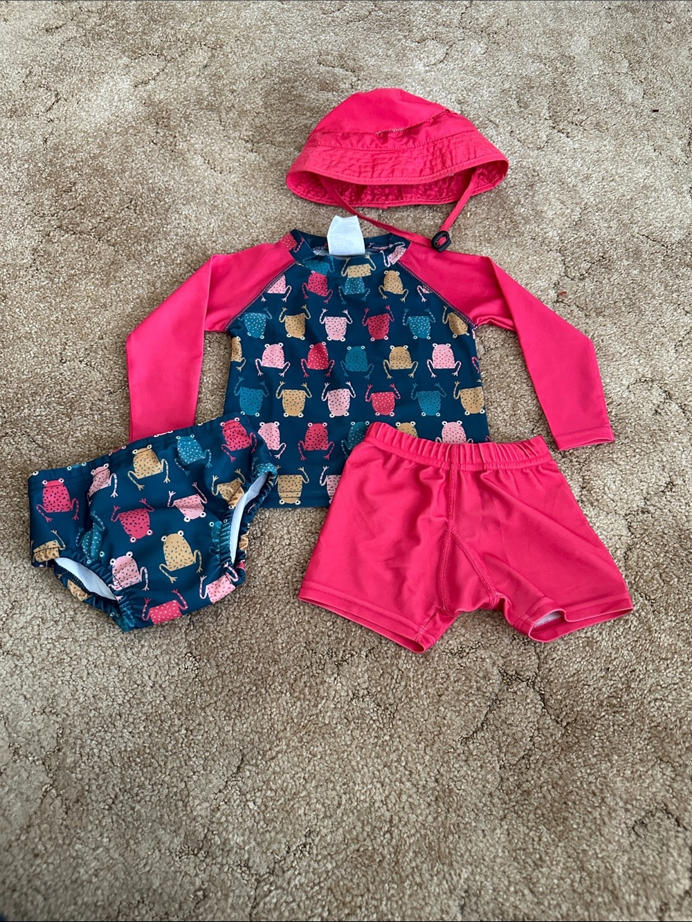2/$40 Perlim Pinpin Kids 3-Piece Rash Guard Swim Set - Pink & Navy Frog Print
